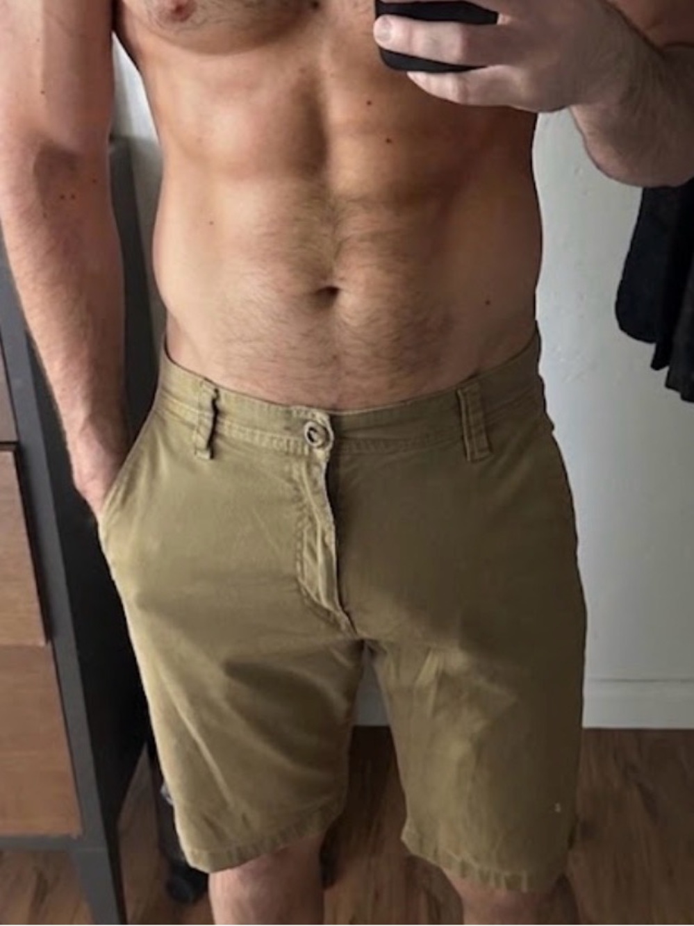 Men's Khaki Chino Shorts volcom - Picture 2 of 5